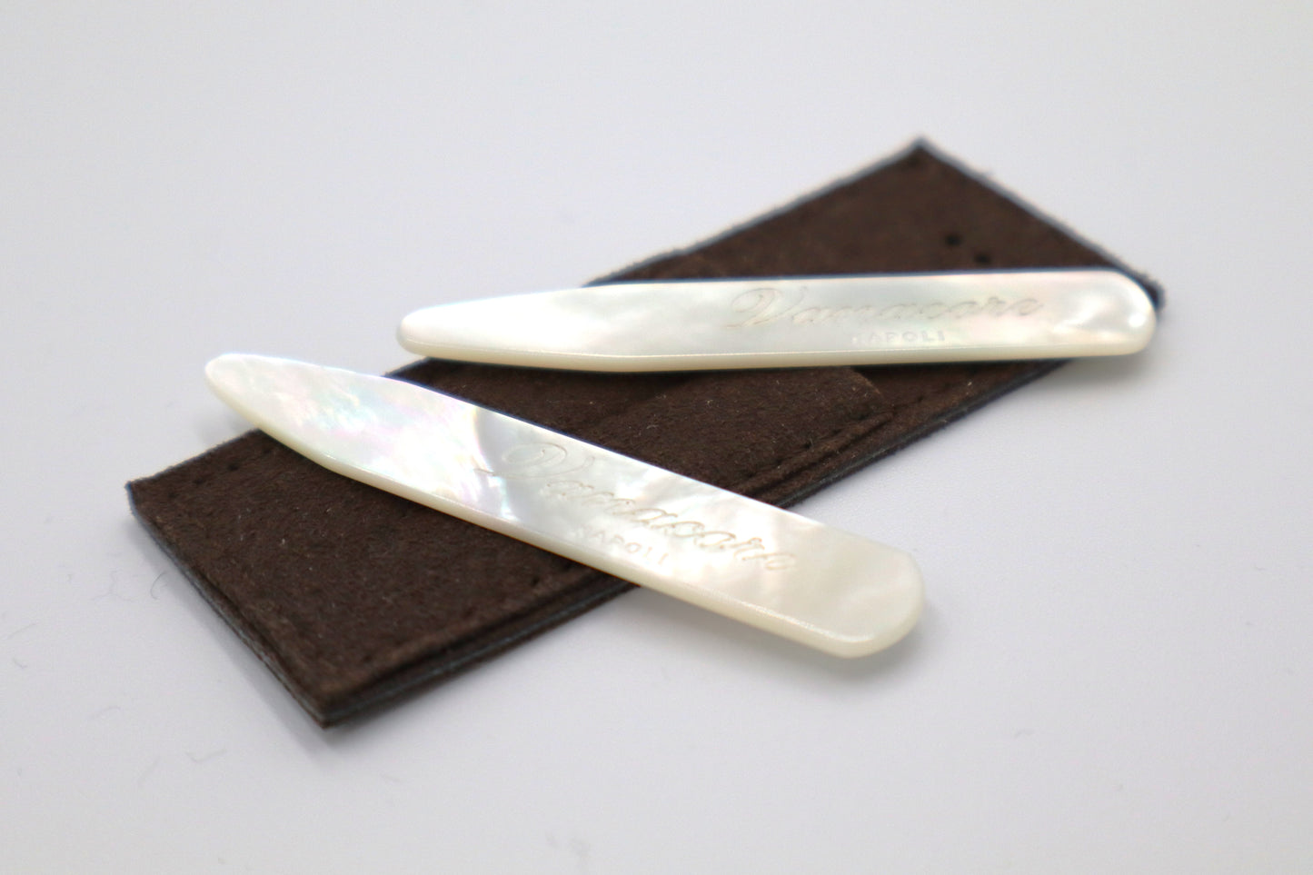 Luxury collar stays