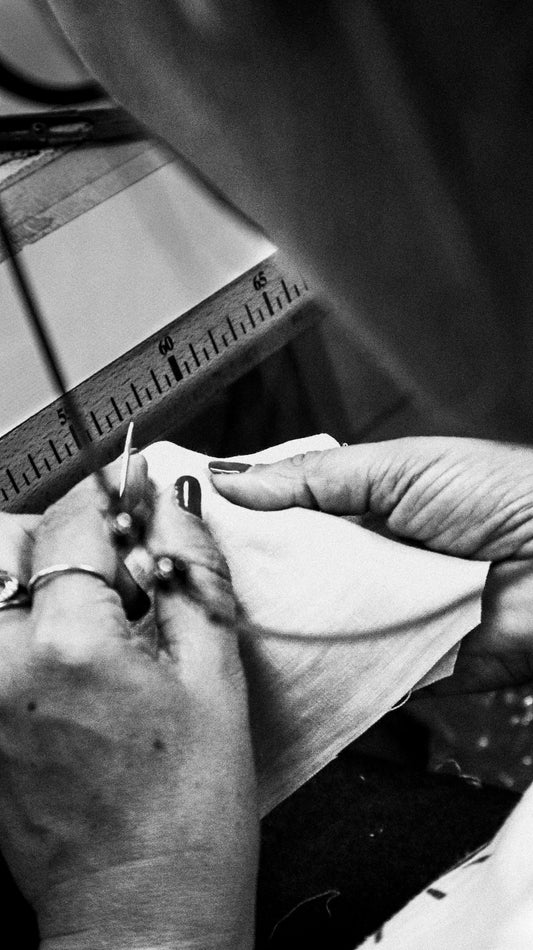 The art of choosing the perfect shirt: style, fabric, and longevity