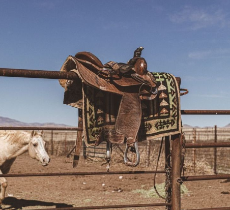 Western Shirt for Men: From the American Frontier to Neapolitan Tailoring