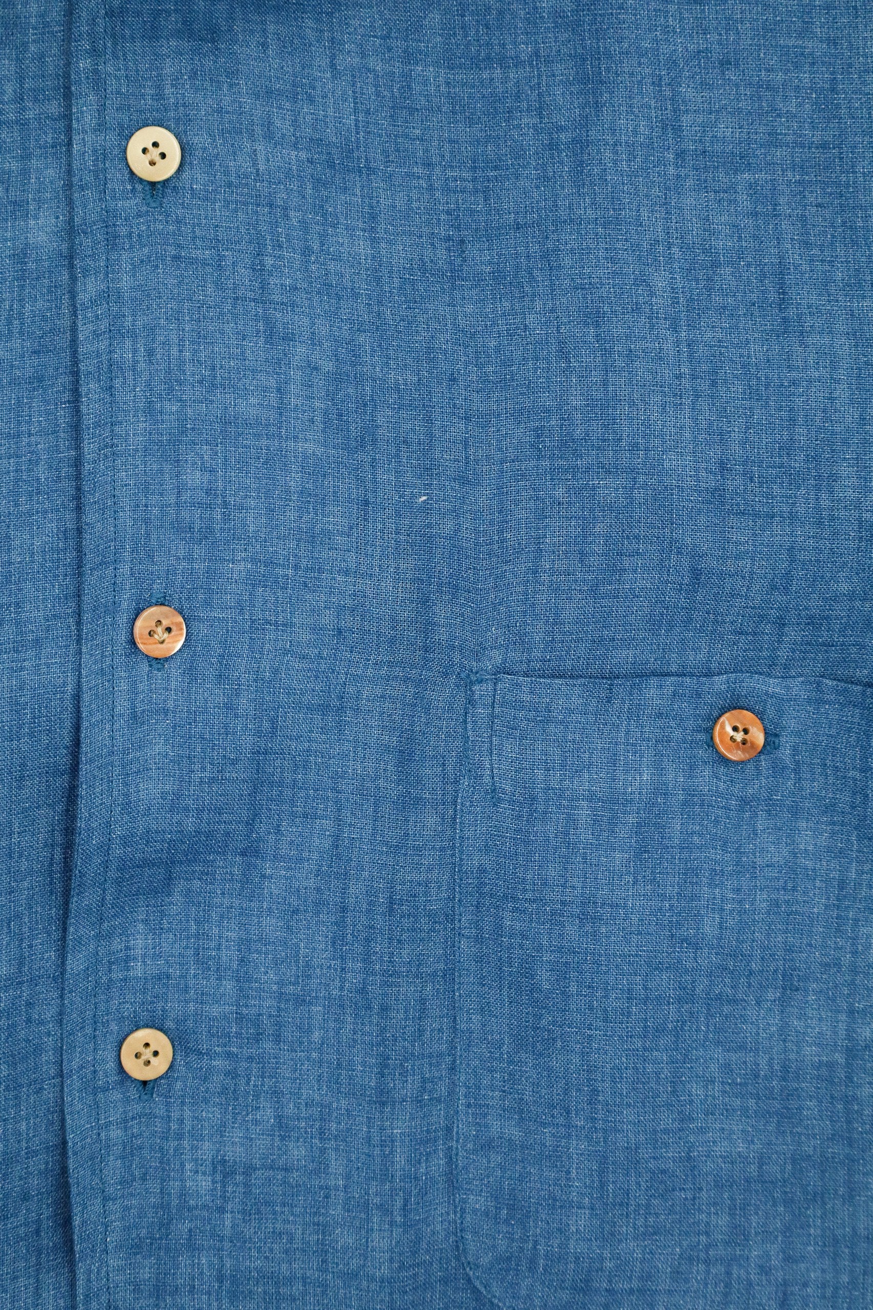 Capri blue Model